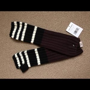 Striped fingerless gloves